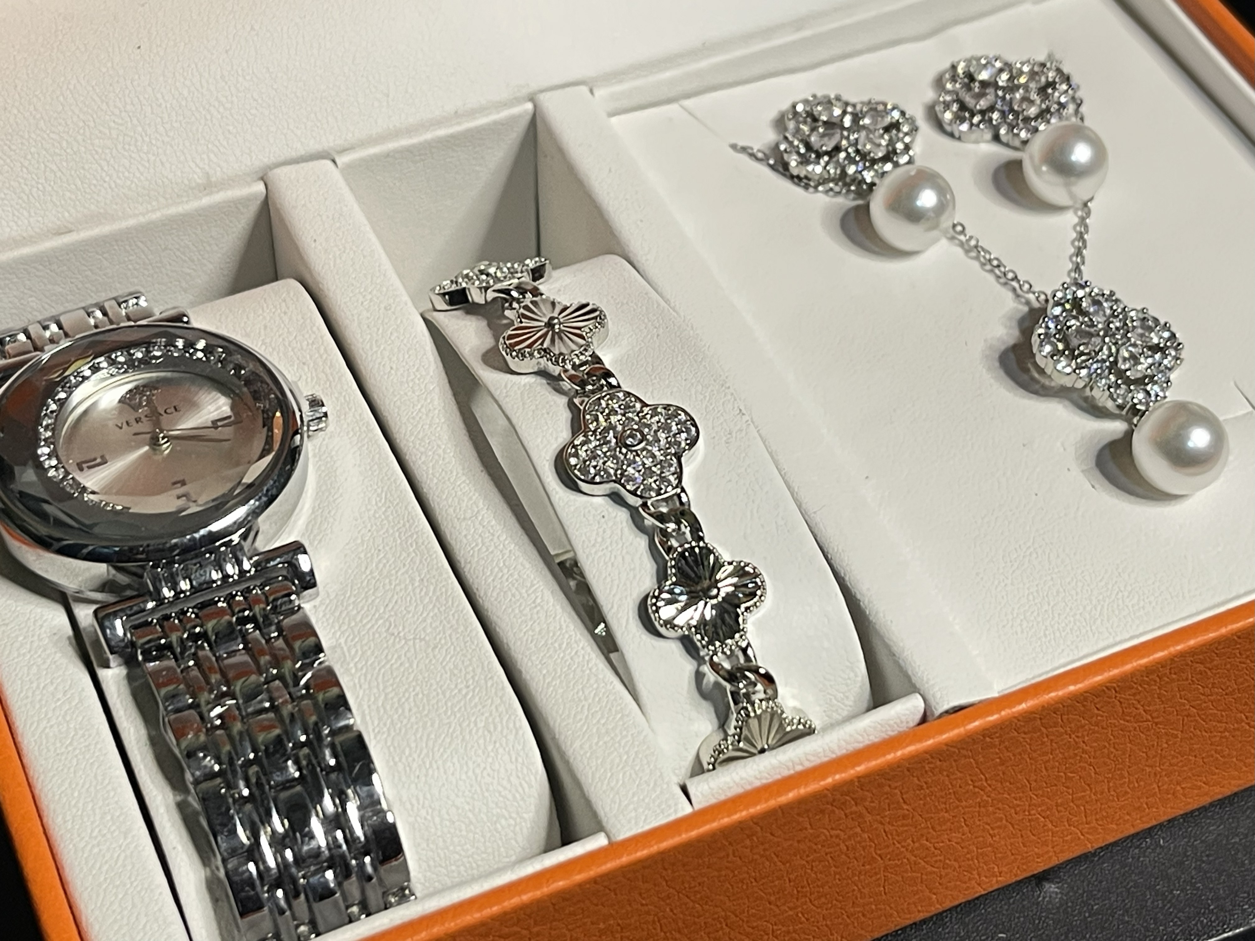 Elegant Silver Watch & Jewelry Gift Set