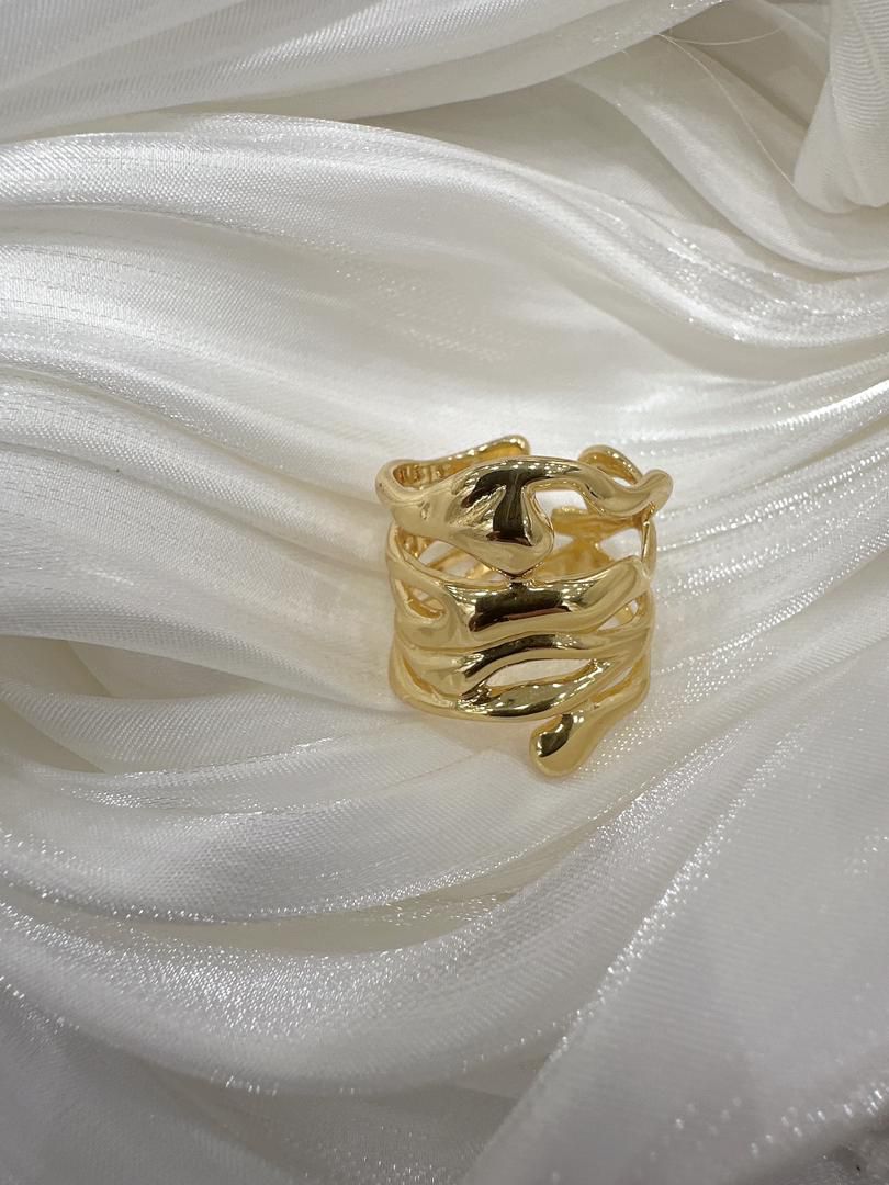 Golden Wave Ring
